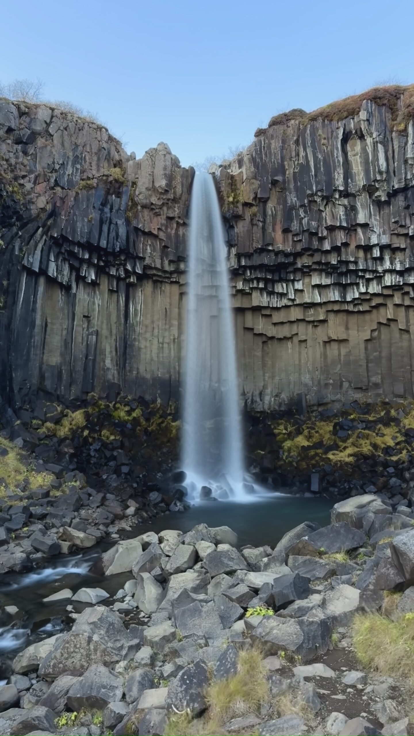 cascata di Svartifoss