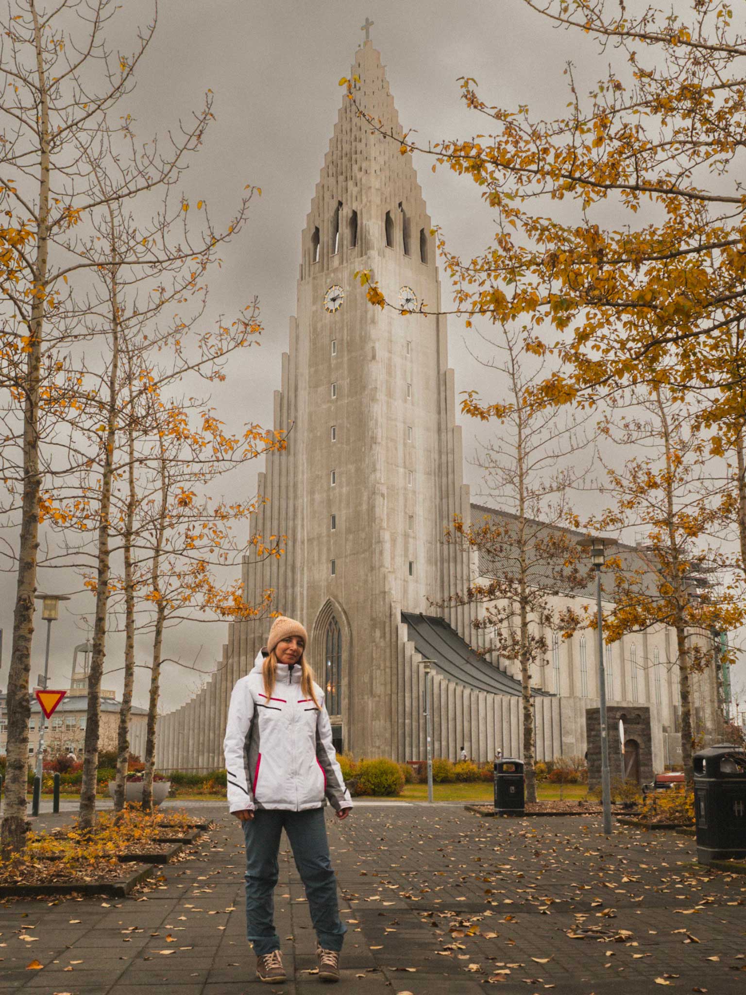 chiesa-di-Hallgrimskirkja la più famosa d'Irlanda ispirata alle colonne basaltiche di lava